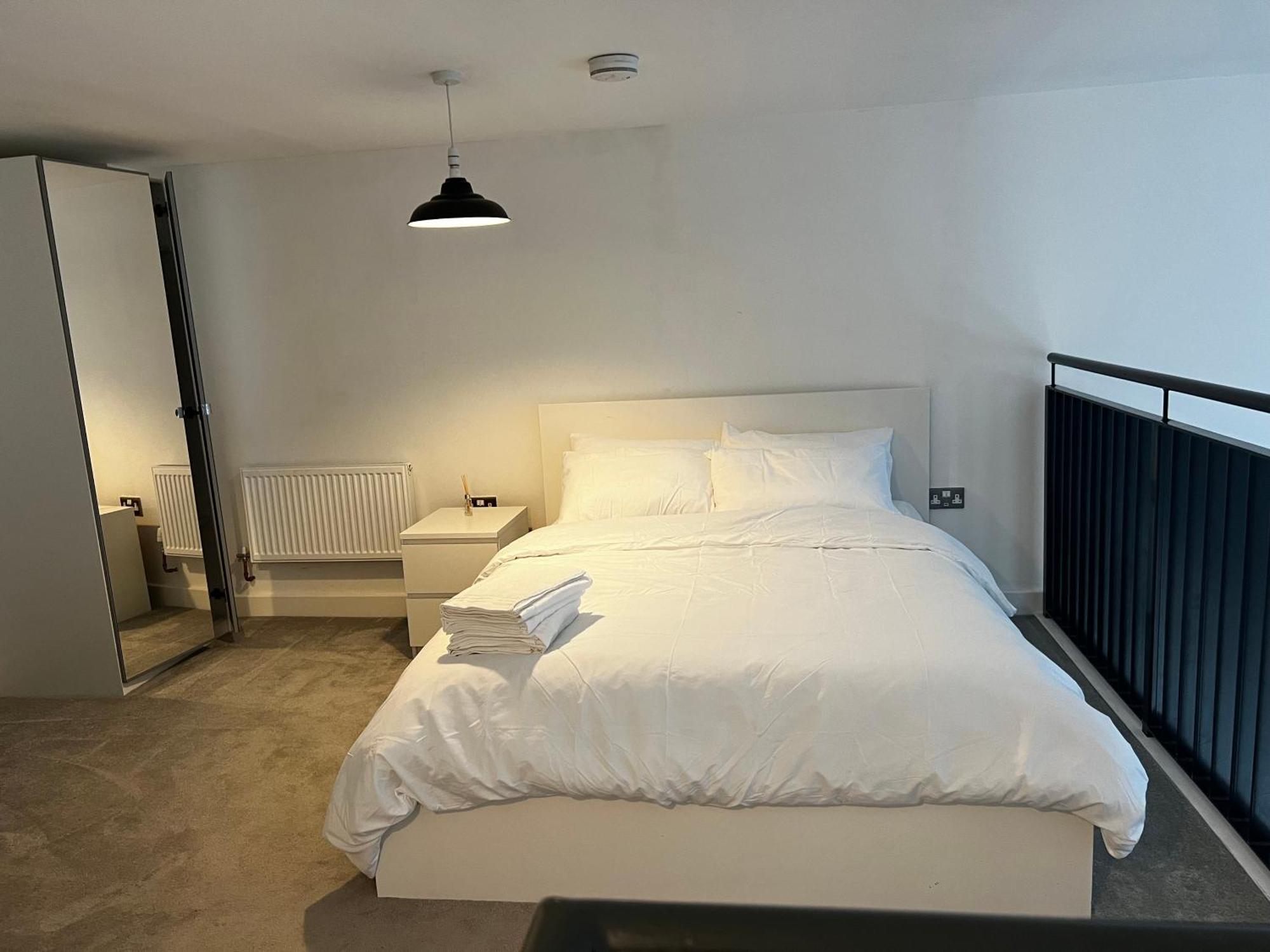 Luxurious 1-Bedroom With Parking Birmingham Exterior foto